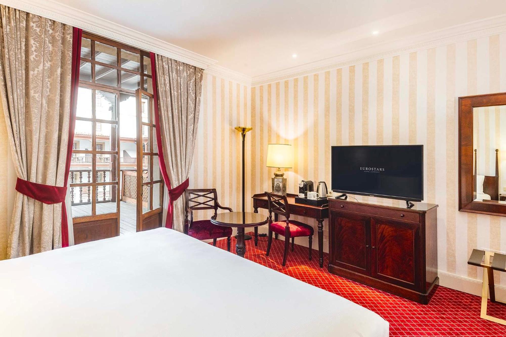 Eurostars Hotel De La Reconquista Oviedo Eksteriør billede Deluxe room